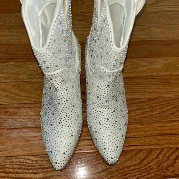 White Rhinestone Cowboy Boots - Picture 5 of 5